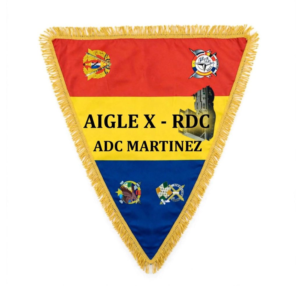 Fanion triunghiular Aigle X, RDC
