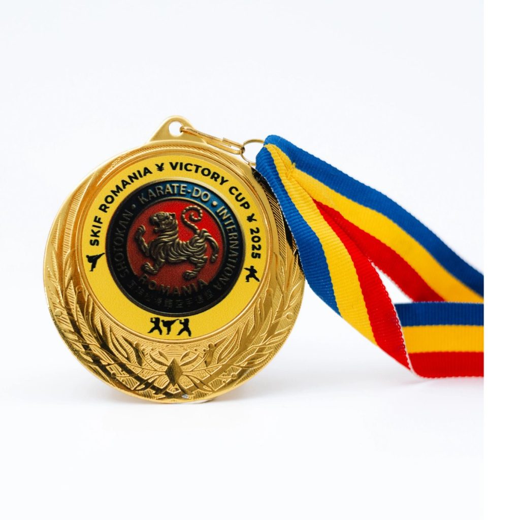 Medalie personalizată cu panglică tricoloră